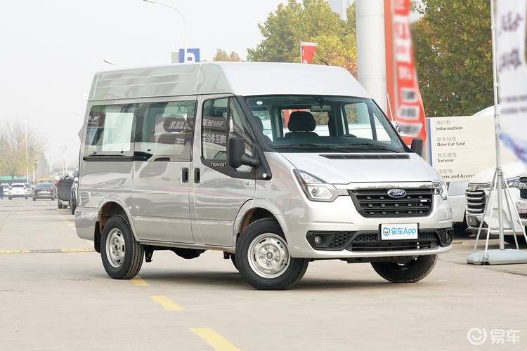 福特全顺7座商务车