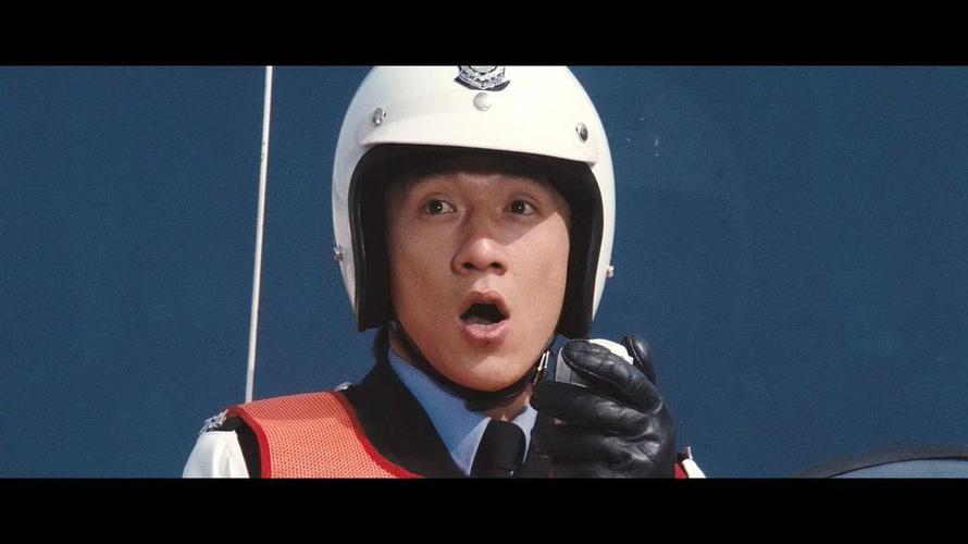 还有三天,成龙的老电影就终于有像粮食的蓝光版本了!(警察故事)影评