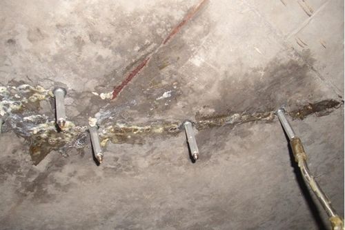 高压灌浆施工现场 - 中山防水补漏|中山加固补强|中山金属防锈|中山