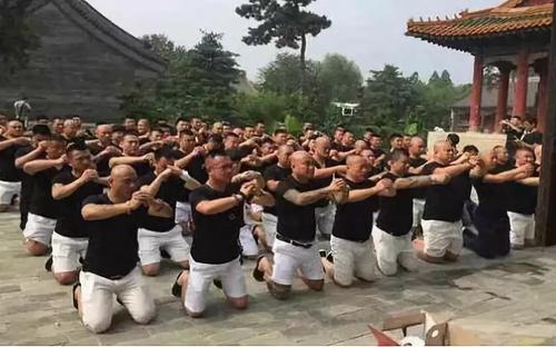 当然了,桃园就在现在的河北涿州,北京过去也就是西南方向自驾一个多