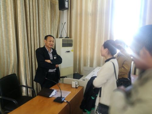 沟通 理解 合作 一一一亳州四中七年级家长会