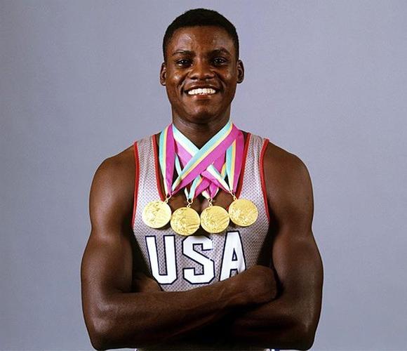 90年代,美国短跑明星勒罗伊·伯勒尔和卡尔·刘易斯你方唱罢我登场