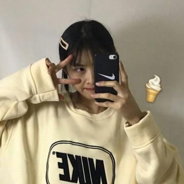 qq头像 女生 网红 挡脸女 - 霸气女生头像!