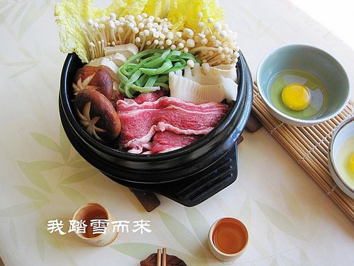 日本流行百年的牛肉锅——寿喜锅(sukiyaki)
