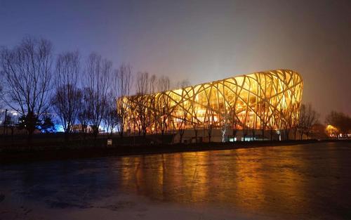 壮观的北京鸟巢(国家体育场)高清桌面壁纸 (1/8)