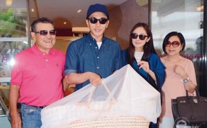杨幂刘恺威的宝宝,杨幂刘恺威忙于工作