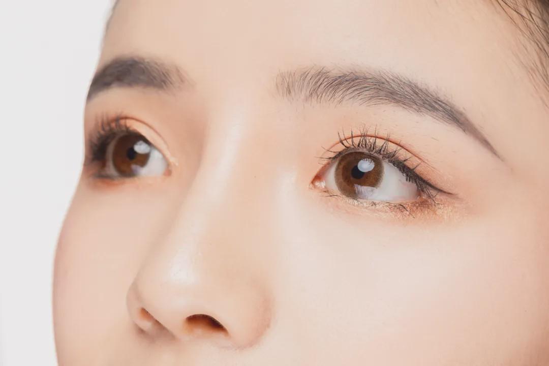 明明只是想割个双眼皮医生为啥要我开眼角