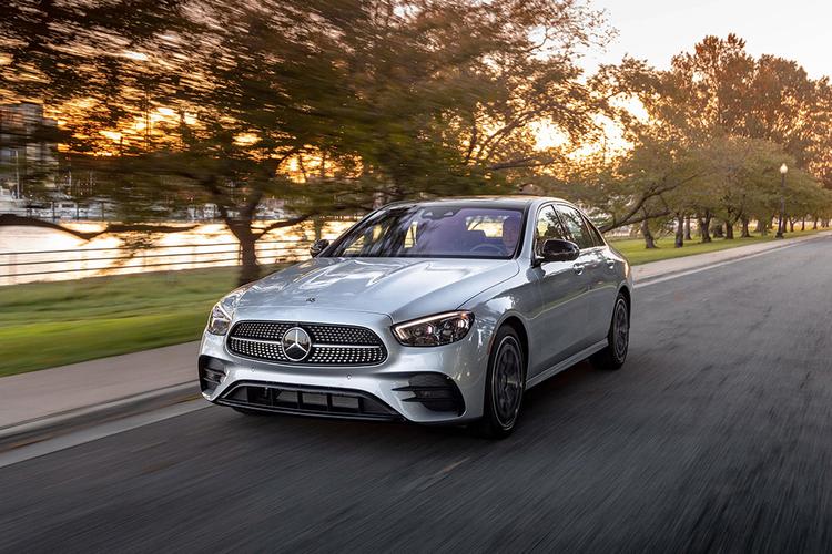 "眼睛"更小,2023年亮相,全新奔驰e级渲染图曝光