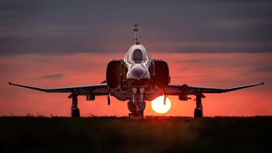 描述: 麦道公司f4-军事高清壁纸 当前壁纸尺寸: 1920 x 1080