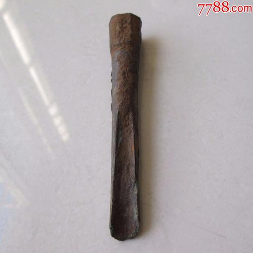 春秋战国越国青铜凿