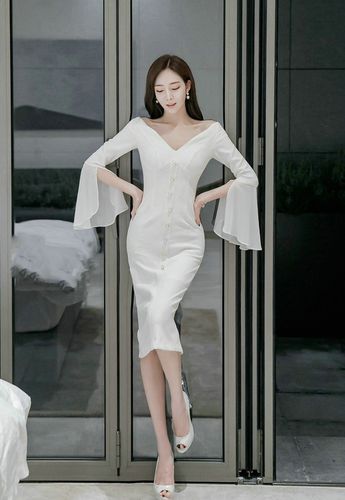 美女模特露半球妩媚风韵迷魂写真图片