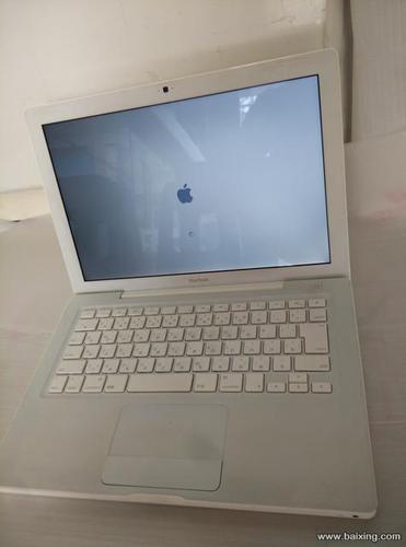 非常不错的纯白色苹果笔记本1200便宜甩了