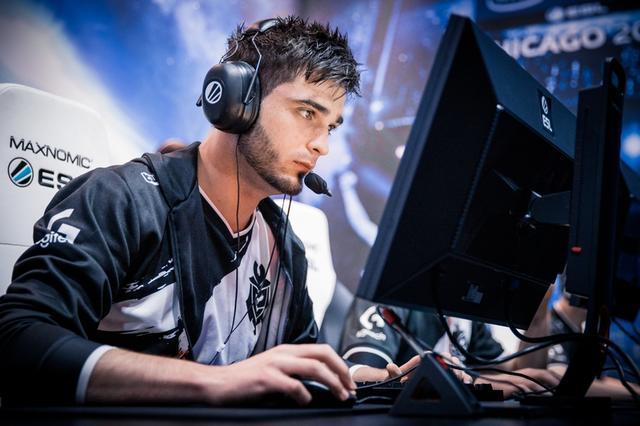 外媒评选20位最帅的男性电竞选手deviceshox等榜上有名