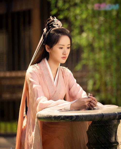 成毅|古装剧《沉香如屑》将要开拍,他合作的女明星中