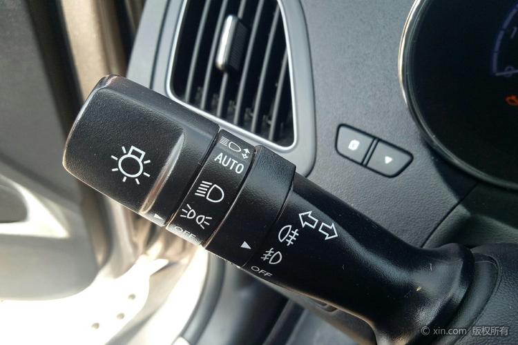 现代ix35 2013款 2.4 自动 glx领先型前驱 国v全价8.69万