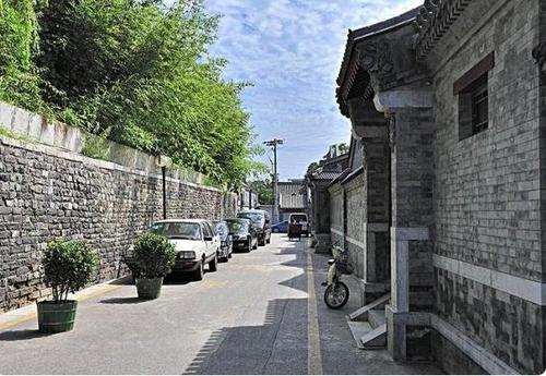 国盛胡同的18号四合院每年可接待13万多名游客, 现在这个四合院的
