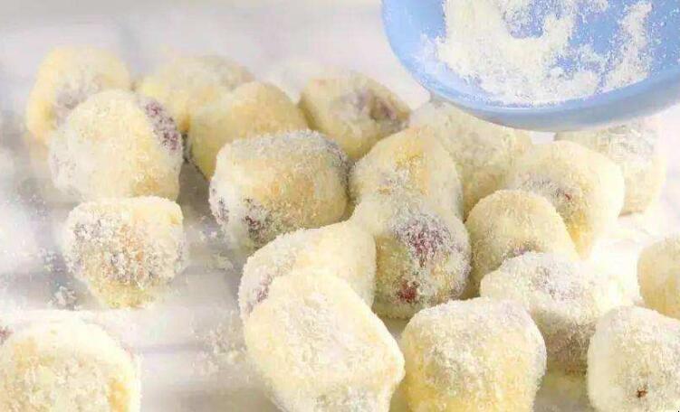 奶枣做完为什么硬 奶枣是生活中很常见的一种美食小吃,它的制作方法