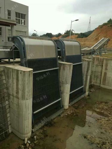 回转式细格栅除污机网板式阶梯格栅除污机