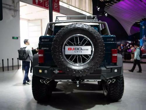 国产猛兽级suv!防爆版 2.3t发动机 装甲车造型,路虎也