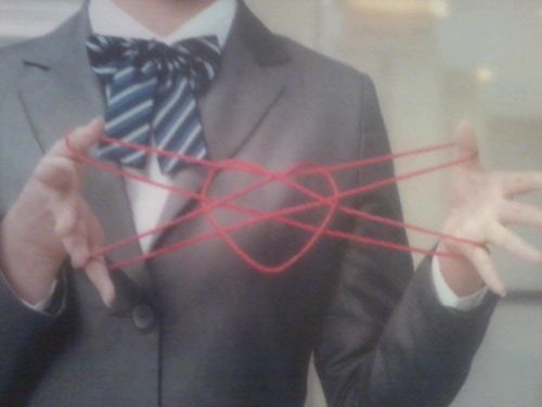 绳子翻出了一个爱心的图案相当好看(如图)请教各位高人这是怎么翻出来