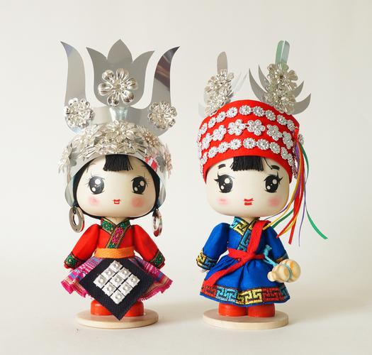 晓青工艺23cm苗族布依族水族盛装个民族娃娃贵州木偶