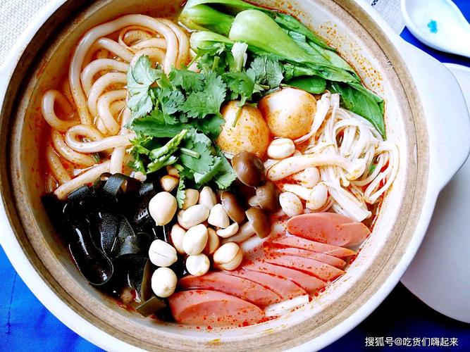 教你营养好吃的三鲜土豆粉,鲜美可口超美味,痛快淋漓地大吃一通