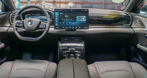 比亚迪汉dm内饰