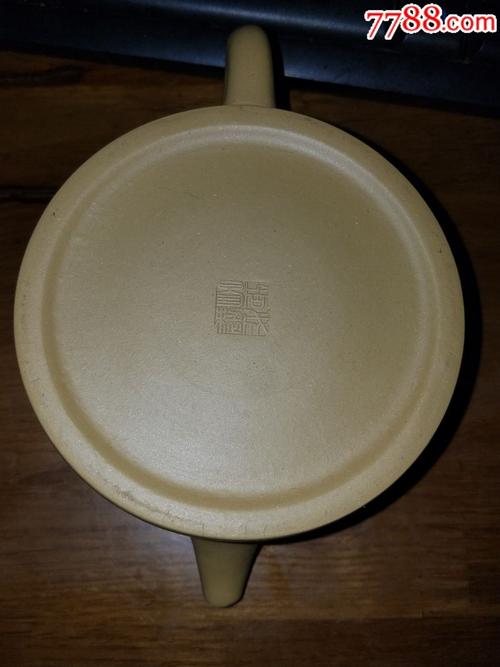 周成易井栏紫砂壶