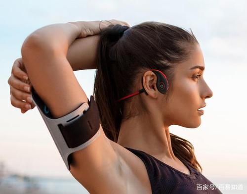 骨传导耳机佩戴方式(凹凸迈品牌)