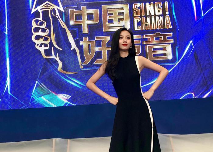伍珂玥吊打才旺罗布不是因为唱功好而是评审团有关系