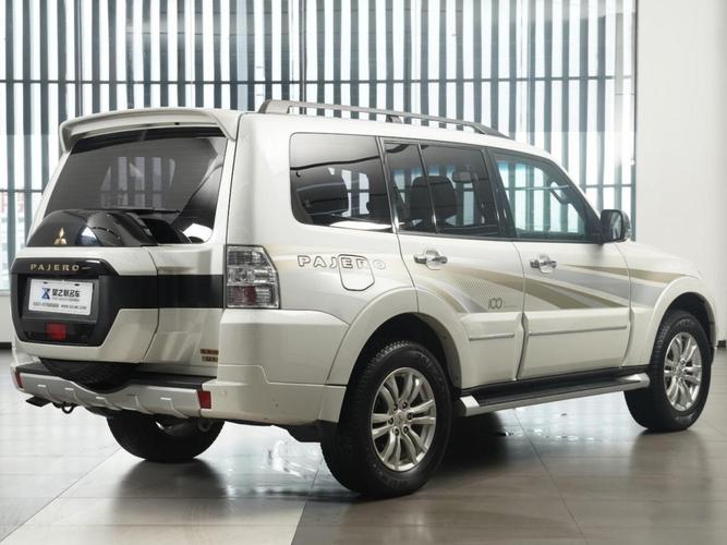 三菱 帕杰罗 帕杰罗(中东版)图片