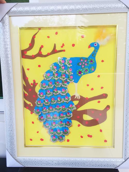 海绵纸粘贴画孔雀