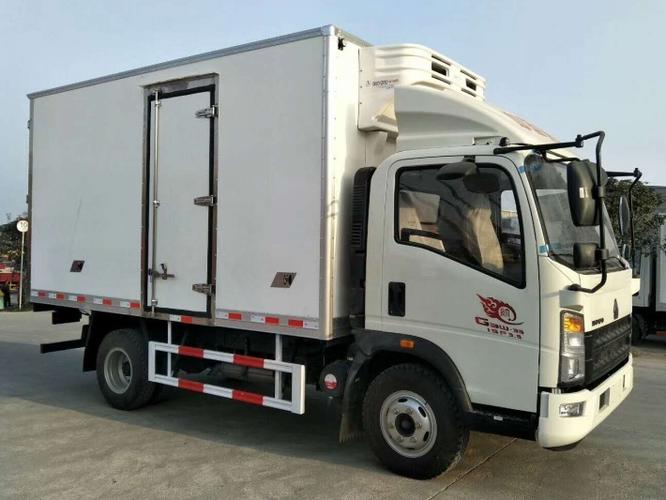 国六重汽豪沃4.2米冷藏车多少钱?