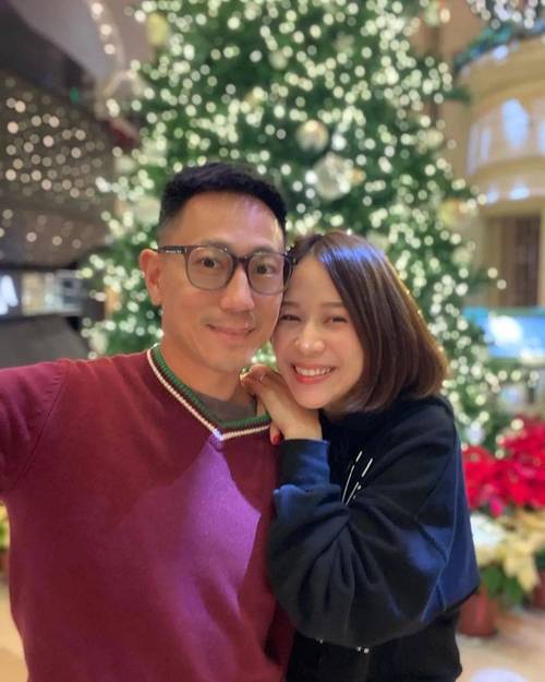 刘恺威前度如今47岁,一家五口幸福!_邝文珣_照片_丈夫