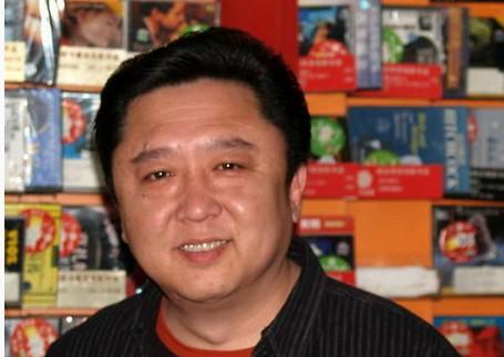 相声演员    代表作品:《九九归一》;《天下第一丑》;《编辑部的故事