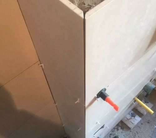 【西安旧房翻新赛鼎装饰分享】瓷砖阳角不留缝会怎么样?