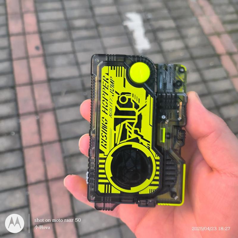 最难绷的一集,01高跃蝗虫秘钥不发声了,抱着