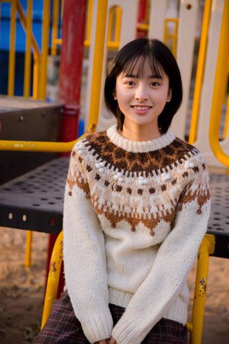 沈月冬日街拍小清新可爱甜美写真图片