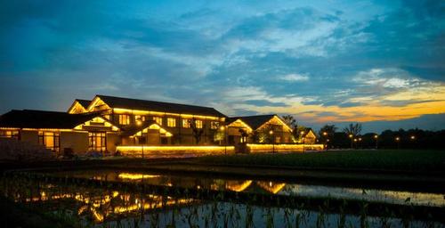 【乌镇乌村酒店】地址:乌村景区内,乌镇西栅历史街区北侧500米-艺龙