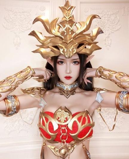 斗破苍穹:腐团儿cos美杜莎女王,颜值与气质并存,堪称巅峰之作