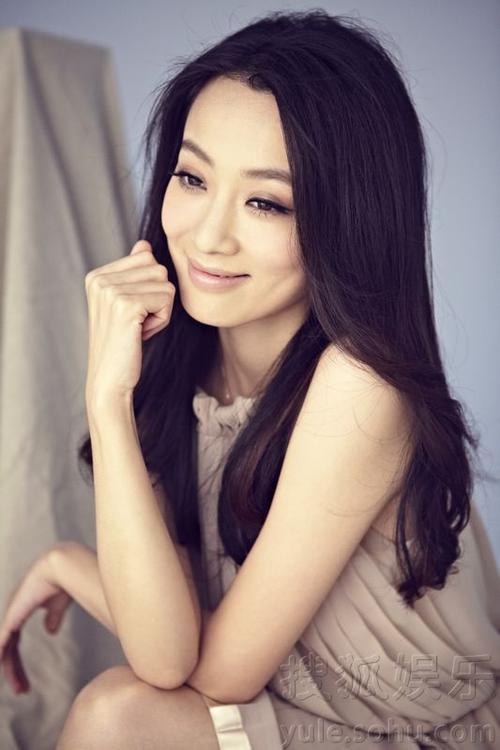 徐翠翠清雅写真曝光 眼眸清澈婉约脱俗气质迷人