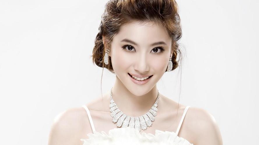 张如意,前"第四代"青春美少女组合成员之一,同时也是电视剧《天仙配