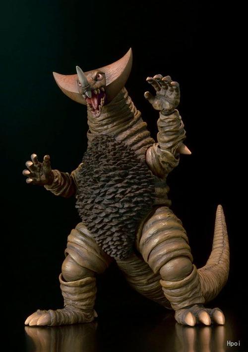 中文名称ultraact哥莫拉奥特曼より