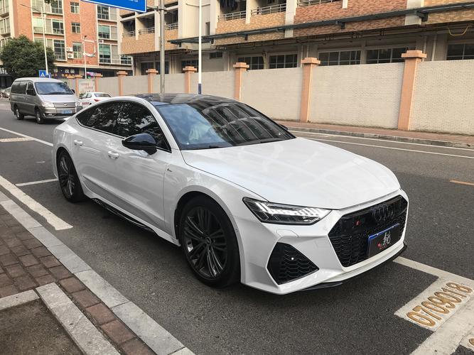 东莞2022年新款奥迪a7升级改装rs7前后包围r8方向盘升降高音