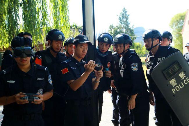 全警实战大练兵丨超飒直击天津特警魔鬼强训