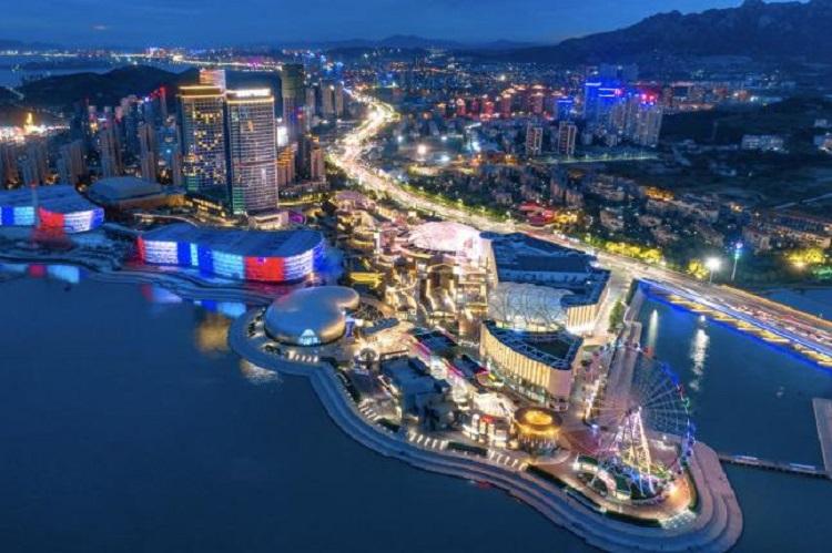 青岛琴岛之眼摩天轮门票(一览海上嘉年华的丰富多彩)