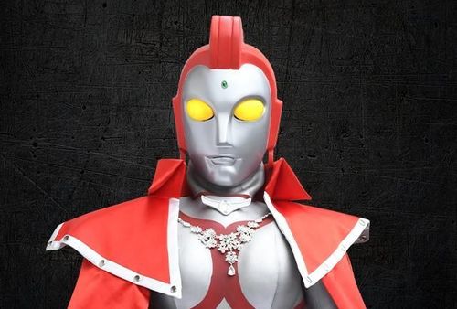 奥特曼卡片之——尤莉安·奥特曼