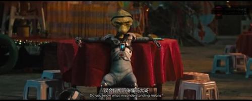 "疯狂的外星人"为什么会模仿人类?这本书可以给你答案