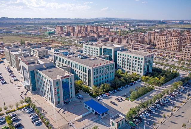 宁夏吴忠市同心县 今年3月才正式退出贫困县序列 在同心县的县城里