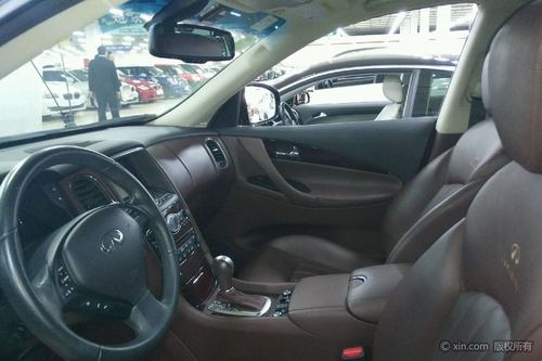 英菲尼迪qx50(进口)前排座椅